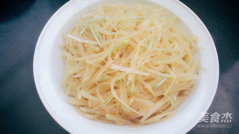 清炒土豆絲快手版的做法-家常味炒菜譜-易網健康養生網 清炒土豆絲快手版的做法-家常味炒菜譜