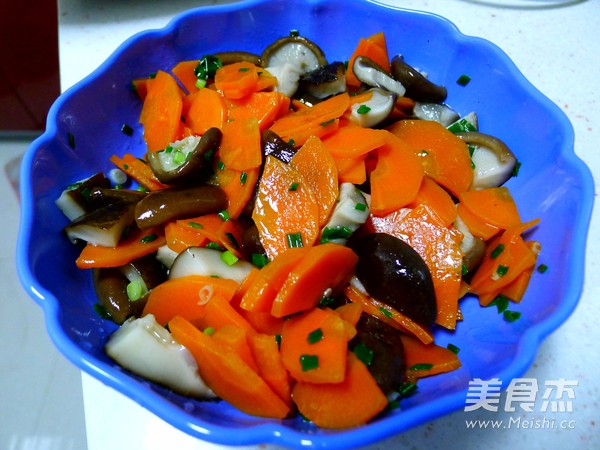 蔥油拌香菇的做法-蔥香味拌菜譜-易網(wǎng)健康養(yǎng)生網(wǎng) 蔥油拌香菇的做法-蔥香味拌菜譜