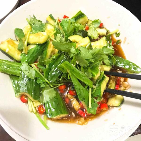 涼拌青瓜的做法-酸辣味拌菜譜-易網(wǎng)健康養(yǎng)生網(wǎng) 涼拌青瓜的做法-酸辣味拌菜譜