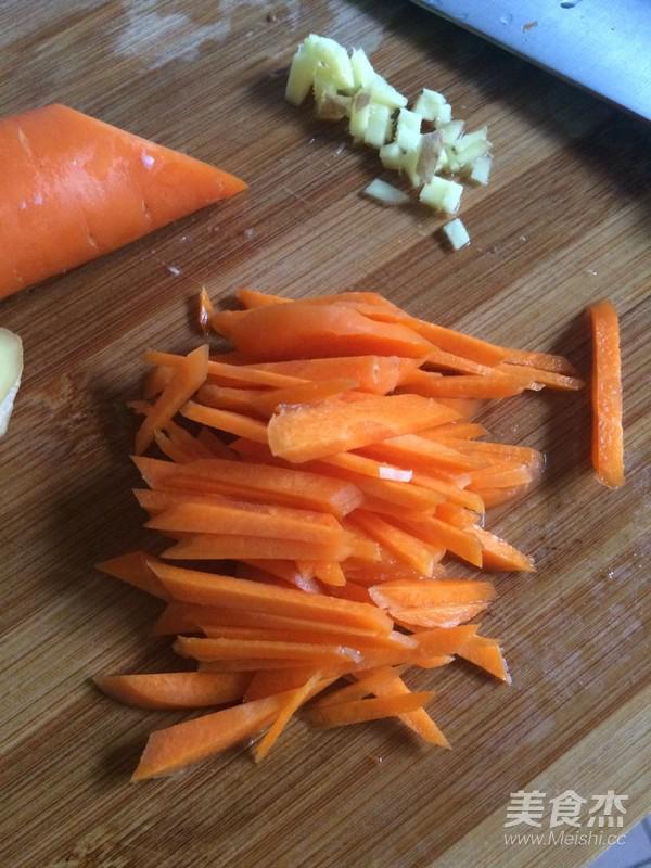 芹菜炒雞絲的做法-家常味炒菜譜