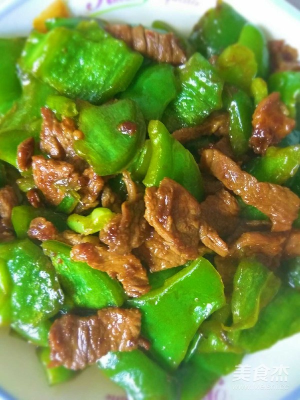 大辣椒炒肉的做法-家常味炒菜譜-易網健康養生網 大辣椒炒肉的做法-家常味炒菜譜