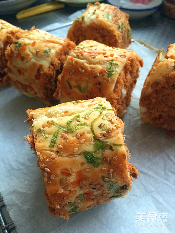 肉松面包卷的做法-咸鮮味烤菜譜