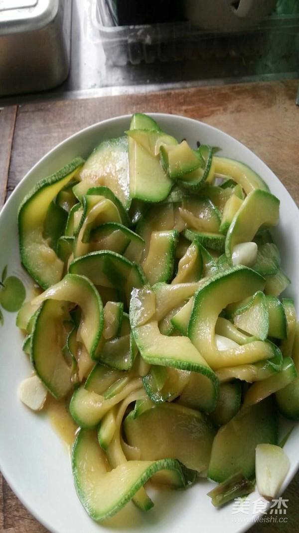 炒角瓜的做法-家常味炒菜譜-易網健康養生網 炒角瓜的做法-家常味炒菜譜