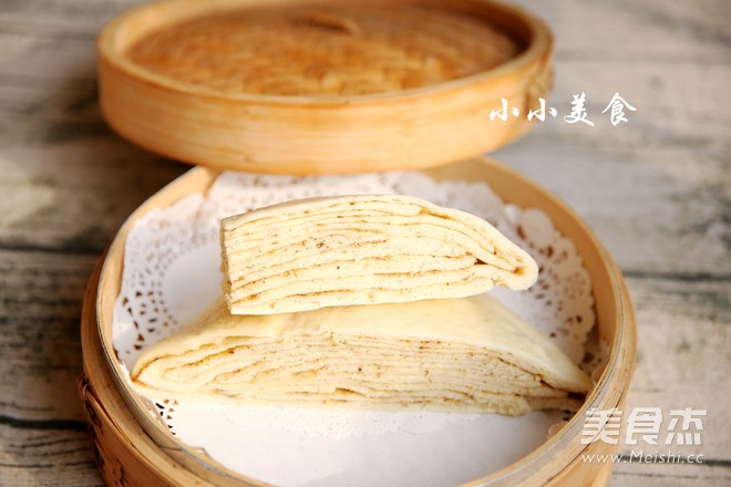 千層蒸餅：柔軟養(yǎng)胃的家常主食的做法-五香味蒸菜譜