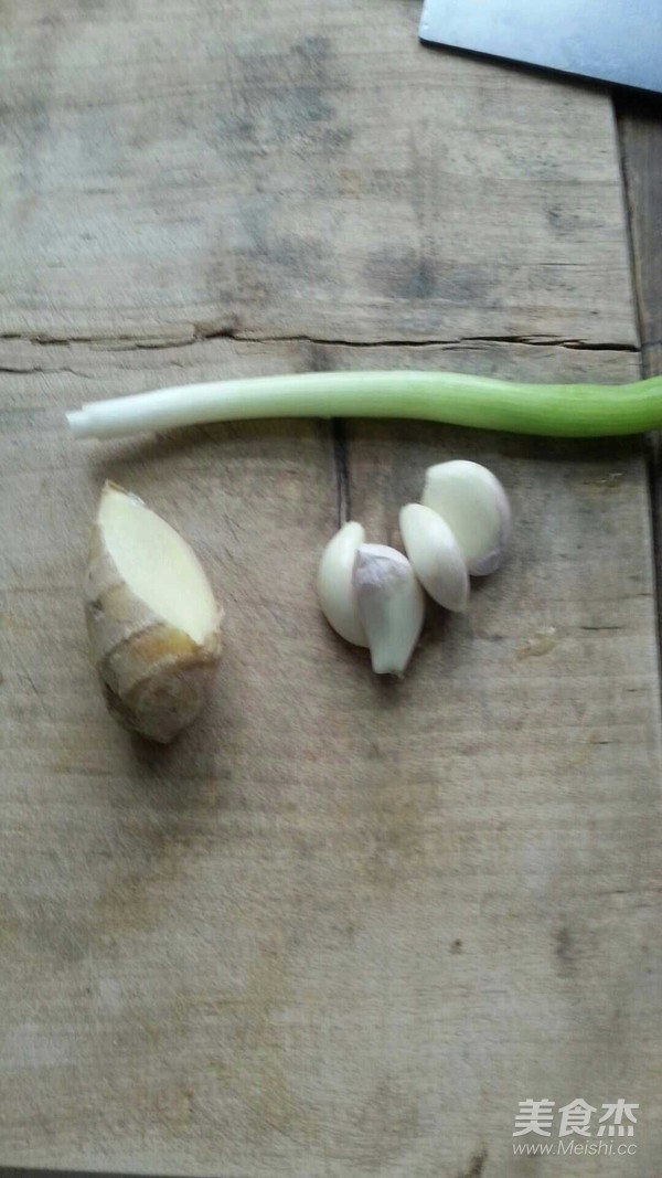 炒角瓜的做法-家常味炒菜譜-易網健康養生網 炒角瓜的做法-家常味炒菜譜