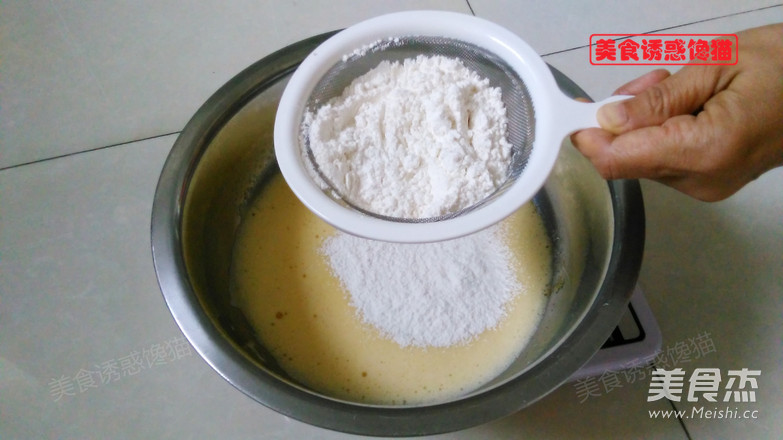 肉松紫薯蛋糕卷的做法-甜味烘焙菜譜-易網<a href=http://www.xllyou.com/ target=_blank class=infotextkey>健康養生</a>網 肉松紫薯蛋糕卷的做法-甜味烘焙菜譜