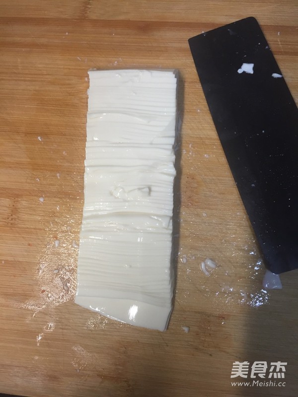 過(guò)橋豆腐的做法-咸鮮味蒸菜譜-易網(wǎng)<a href=http://www.xllyou.com/ target=_blank class=infotextkey>健康養(yǎng)生</a>網(wǎng) 過(guò)橋豆腐的做法-咸鮮味蒸菜譜