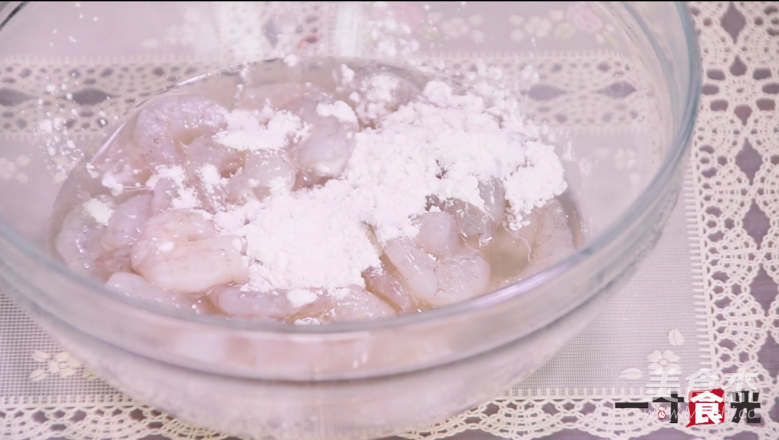 三色炒蝦仁的做法-咸鮮味炒菜譜-易網健康養生網 三色炒蝦仁的做法-咸鮮味炒菜譜