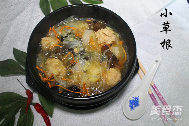 蟲草白菜木耳肉丸粉絲湯的做法-家常味砂鍋菜譜-易網健康養生網 蟲草白菜木耳肉丸粉絲湯的做法-家常味砂鍋菜譜