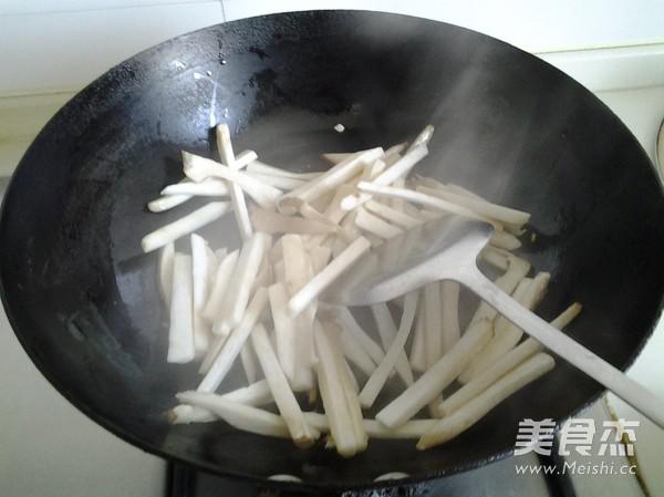 素炒杏鮑菇的做法-咸鮮味炒菜譜-易網(wǎng)健康養(yǎng)生網(wǎng) 素炒杏鮑菇的做法-咸鮮味炒菜譜