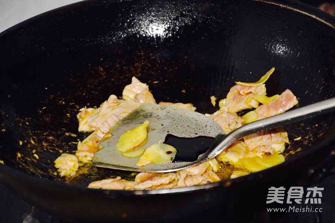 木耳炒肉片的做法-家常味炒菜譜-易網健康養生網 木耳炒肉片的做法-家常味炒菜譜