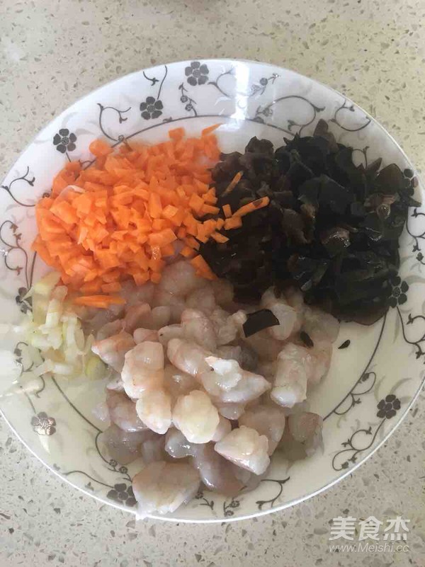 簡易版蝦仁雞蛋炒飯的做法-咸鮮味炒菜譜-易網健康養生網 簡易版蝦仁雞蛋炒飯的做法-咸鮮味炒菜譜