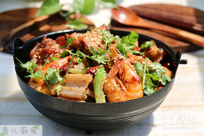 干鍋雞翅蝦的做法-香辣味燒菜譜