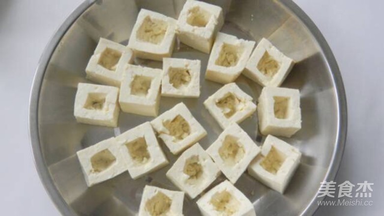 客家釀豆腐煲的做法-家常味煲菜譜-易網健康養生網 客家釀豆腐煲的做法-家常味煲菜譜