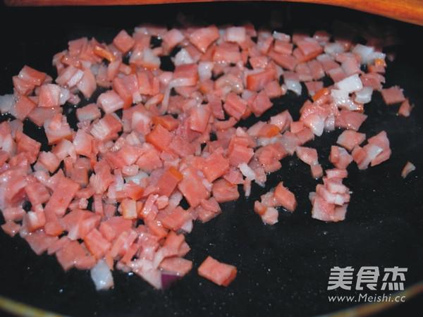 培根土豆?jié)鉁淖龇?咸鮮味煮菜譜