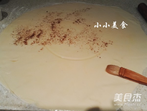 千層蒸餅：柔軟養(yǎng)胃的家常主食的做法-五香味蒸菜譜