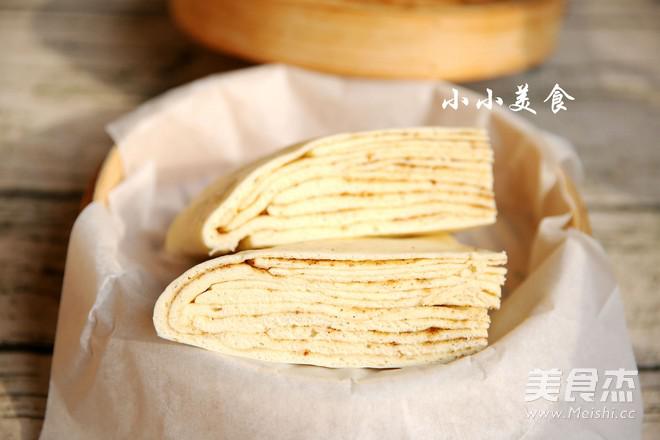 千層蒸餅：柔軟養(yǎng)胃的家常主食的做法-五香味蒸菜譜