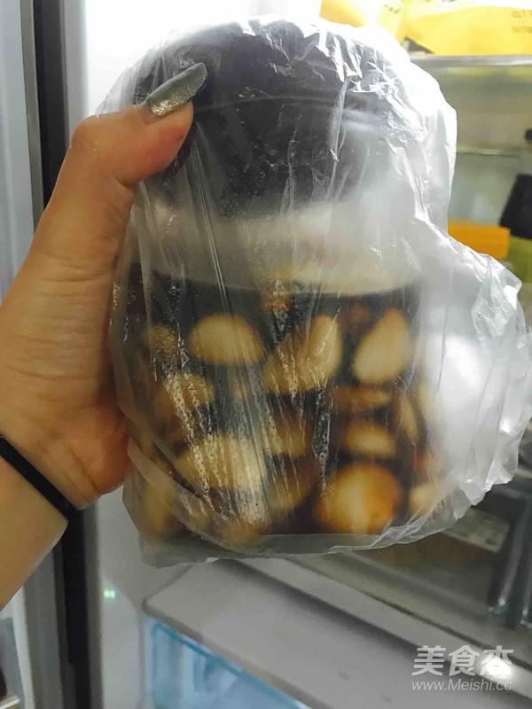 臘八蒜紅燒肉的做法-魚香味燉菜譜