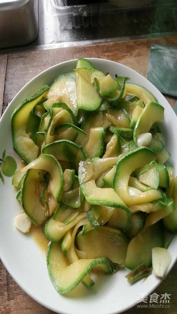 炒角瓜的做法-家常味炒菜譜-易網健康養生網 炒角瓜的做法-家常味炒菜譜