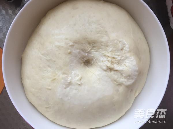 肉松面包卷的做法-咸鮮味烤菜譜