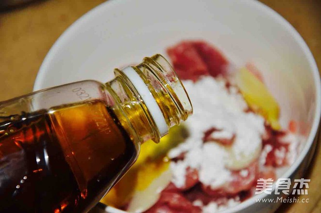 木耳炒肉片的做法-家常味炒菜譜-易網健康養生網 木耳炒肉片的做法-家常味炒菜譜