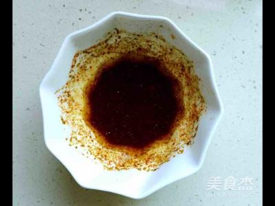 香辣烤雞翅中的做法-香辣味烤菜譜