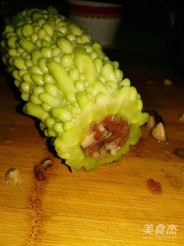 牛肉苦瓜燒的做法-咸鮮味燒菜譜-易網健康養生網 牛肉苦瓜燒的做法-咸鮮味燒菜譜