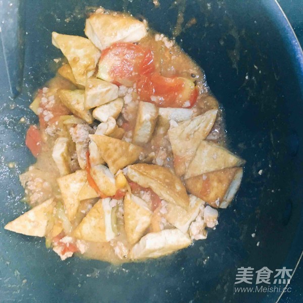番茄炒凍豆腐的做法-咸鮮味煎菜譜-易網(wǎng)健康養(yǎng)生網(wǎng) 番茄炒凍豆腐的做法-咸鮮味煎菜譜