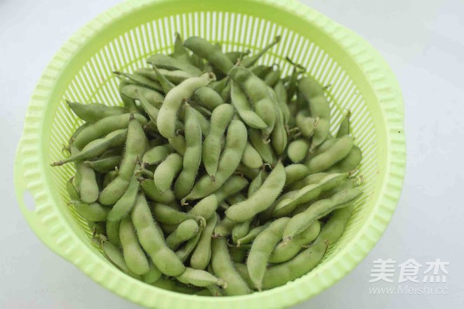 煮毛豆的做法-麻辣味煮菜譜-易網<a href=http://www.xllyou.com/ target=_blank class=infotextkey>健康養生</a>網 煮毛豆的做法-麻辣味煮菜譜