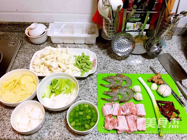 香辣干鍋的做法-香辣味干鍋菜譜-易網(wǎng)<a href=http://www.xllyou.com/ target=_blank class=infotextkey>健康養(yǎng)生</a>網(wǎng) 香辣干鍋的做法-香辣味干鍋菜譜