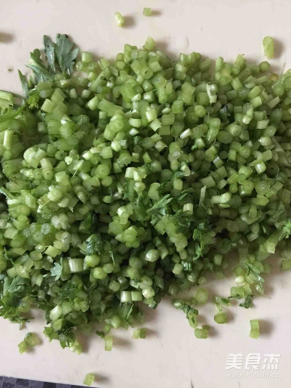 蒿子桿蒸肉餅的做法-咸鮮味蒸菜譜-易網健康養生網 蒿子桿蒸肉餅的做法-咸鮮味蒸菜譜