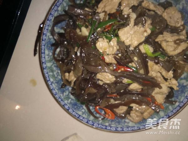 木耳炒肉的做法-香辣味炒菜譜-易網健康養生網 木耳炒肉的做法-香辣味炒菜譜