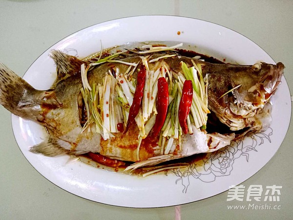 清蒸桂魚的做法-咸鮮味蒸菜譜-易網健康養生網 清蒸桂魚的做法-咸鮮味蒸菜譜