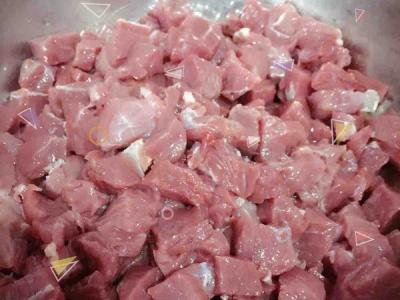 麻辣牙簽牛肉的做法-香辣味炸菜譜