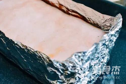 脆皮燒肉的做法-咸鮮味烤菜譜