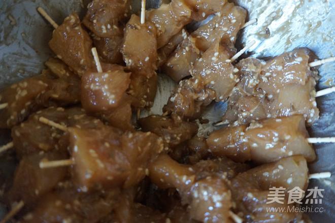 谷雨孜然香辣牙簽肉的做法-香辣味炸菜譜