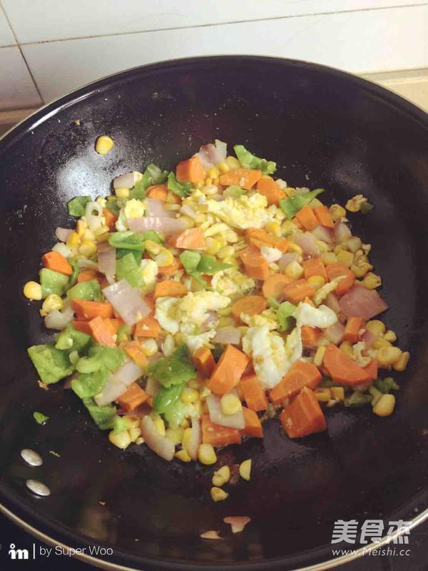 特色醬油大雜燴炒飯的做法-醬香味炒菜譜-易網(wǎng)健康養(yǎng)生網(wǎng) 特色醬油大雜燴炒飯的做法-醬香味炒菜譜