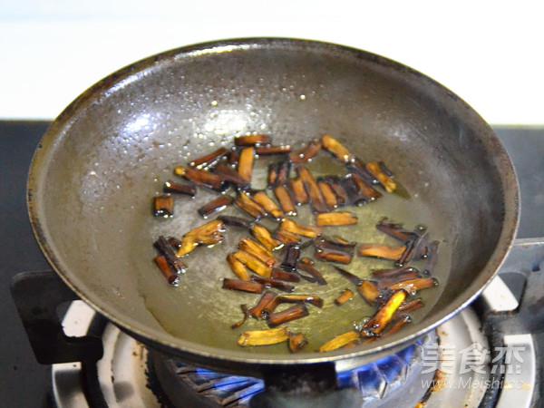 健康美味的清蒸鯧魚的做法-咸鮮味蒸菜譜