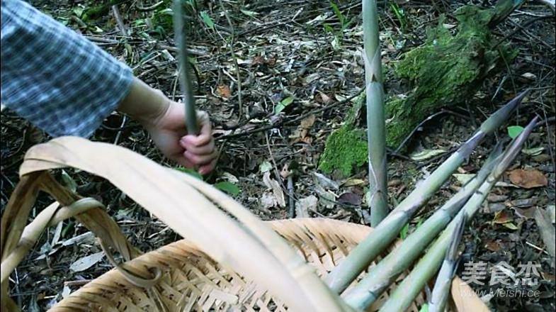 筍干炒回鍋肉的做法-家常味炒菜譜-易網(wǎng)<a href=http://www.xllyou.com/ target=_blank class=infotextkey>健康養(yǎng)生</a>網(wǎng) 筍干炒回鍋肉的做法-家常味炒菜譜