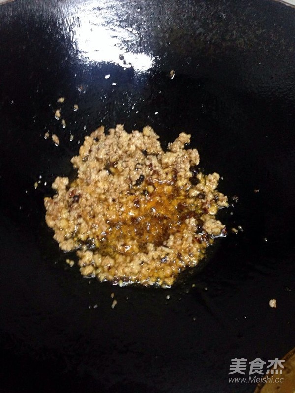 肉末老干媽豆腐的做法-家常味燒菜譜-易網(wǎng)健康養(yǎng)生網(wǎng) 肉末老干媽豆腐的做法-家常味燒菜譜