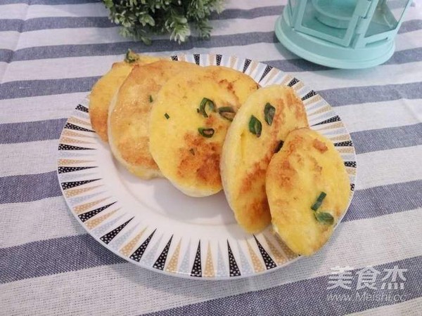 蔥香雞蛋煎饅頭片的做法-蔥香味煎菜譜-易網(wǎng)健康養(yǎng)生網(wǎng) 蔥香雞蛋煎饅頭片的做法-蔥香味煎菜譜