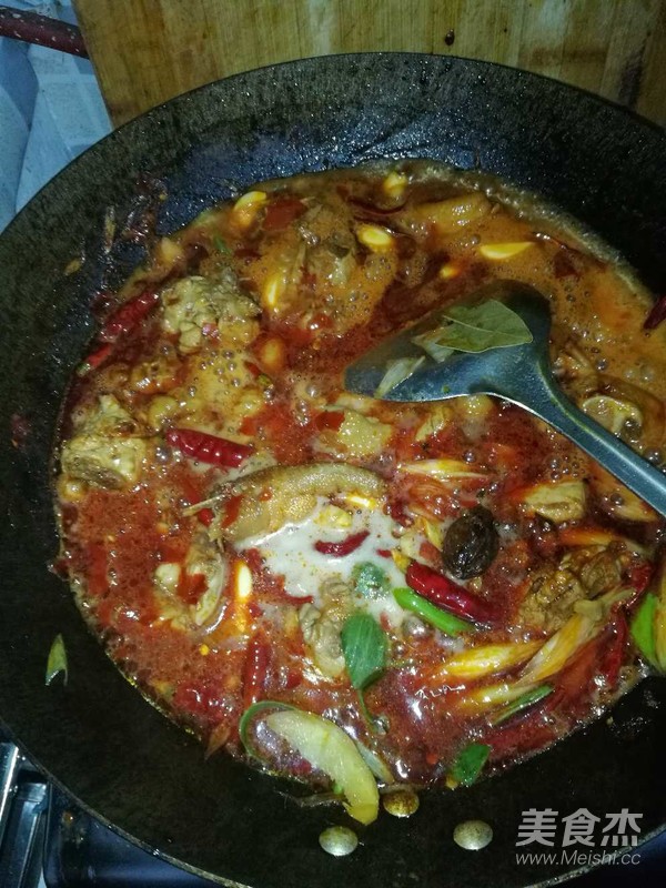 新疆大盤雞的做法-麻辣味燉菜譜-易網健康養生網 新疆大盤雞的做法-麻辣味燉菜譜