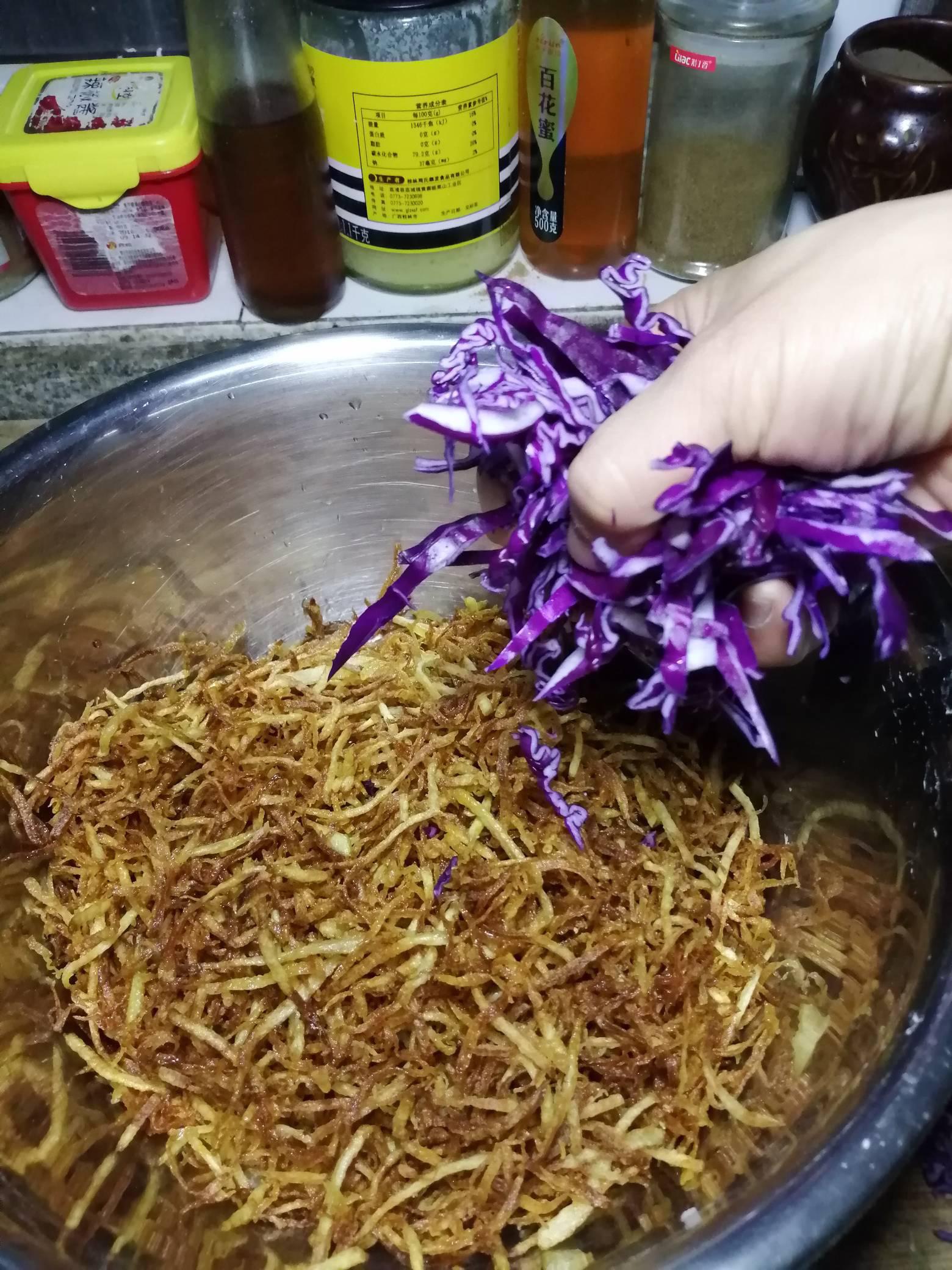 涼拌金絲的做法-酸甜味拌菜譜-易網健康養生網 涼拌金絲的做法-酸甜味拌菜譜