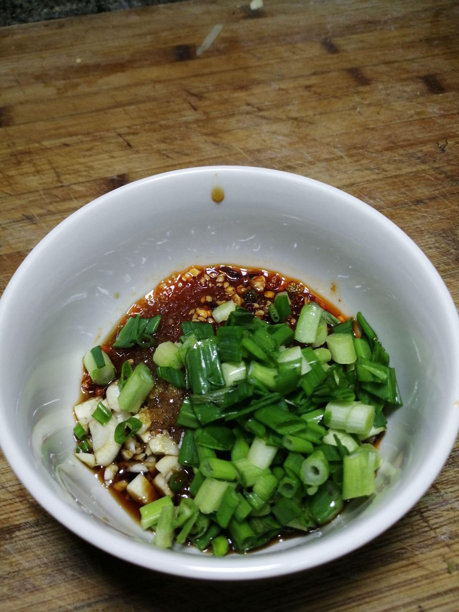 涼拌金絲的做法-酸甜味拌菜譜-易網健康養生網 涼拌金絲的做法-酸甜味拌菜譜