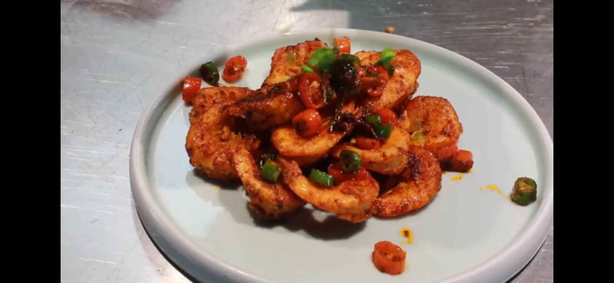 麻辣干鍋蝦的做法-香辣味炒菜譜-易網(wǎng)健康養(yǎng)生網(wǎng) 麻辣干鍋蝦的做法-香辣味炒菜譜