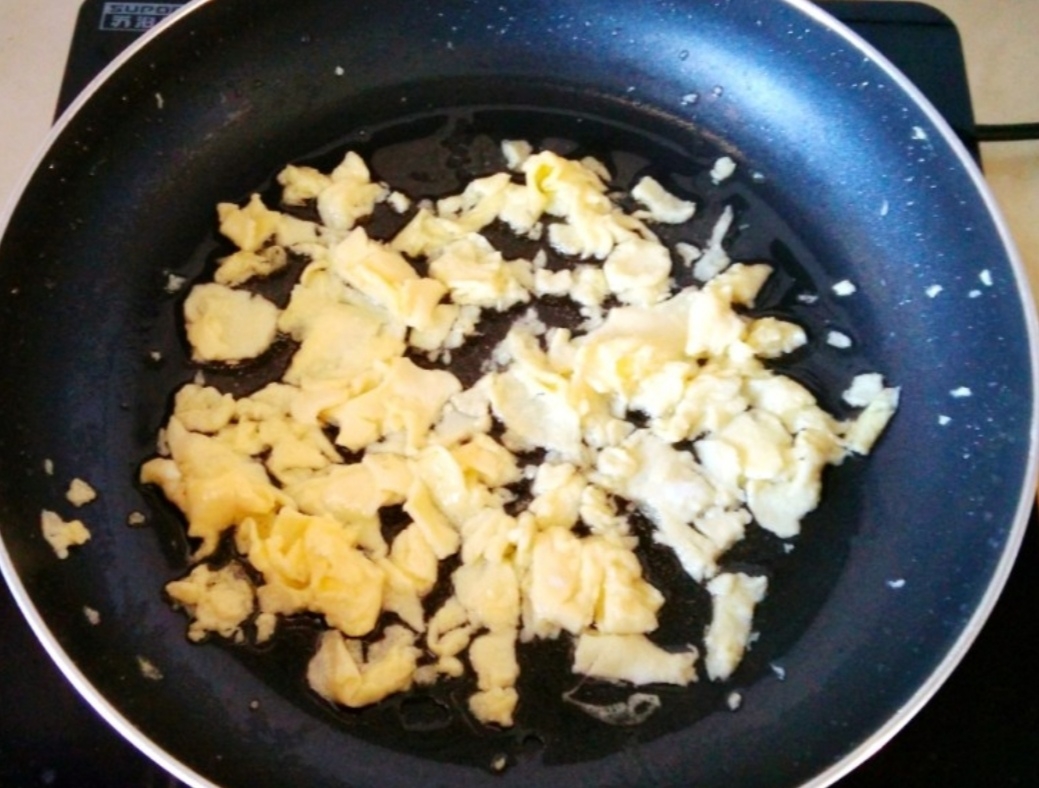 菠菜雞蛋蒸餃的做法-咸鮮味蒸菜譜-易網健康養生網 菠菜雞蛋蒸餃的做法-咸鮮味蒸菜譜