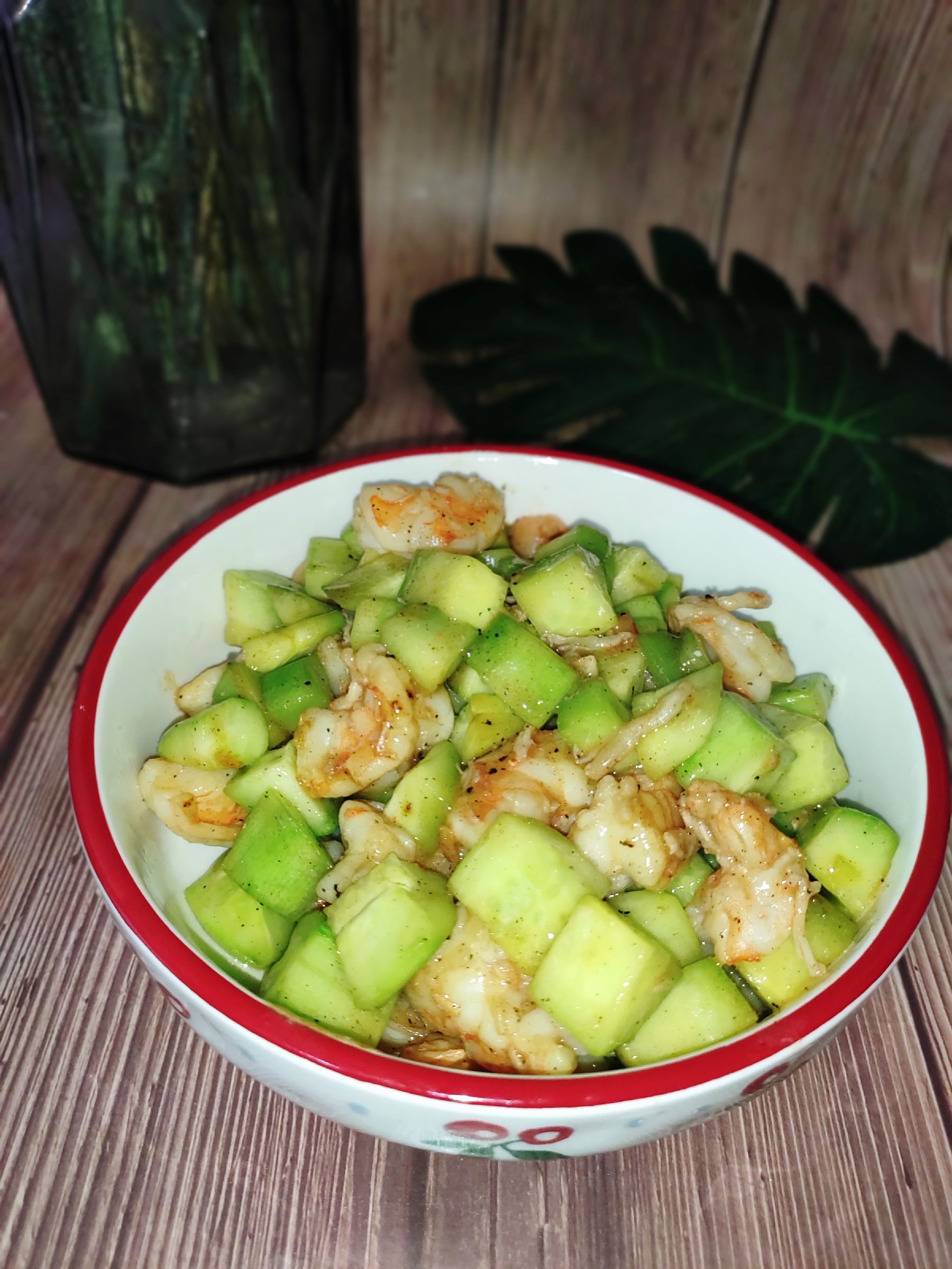 青瓜炒蝦仁的做法-咸鮮味炒菜譜-易網(wǎng)健康養(yǎng)生網(wǎng) 青瓜炒蝦仁的做法-咸鮮味炒菜譜