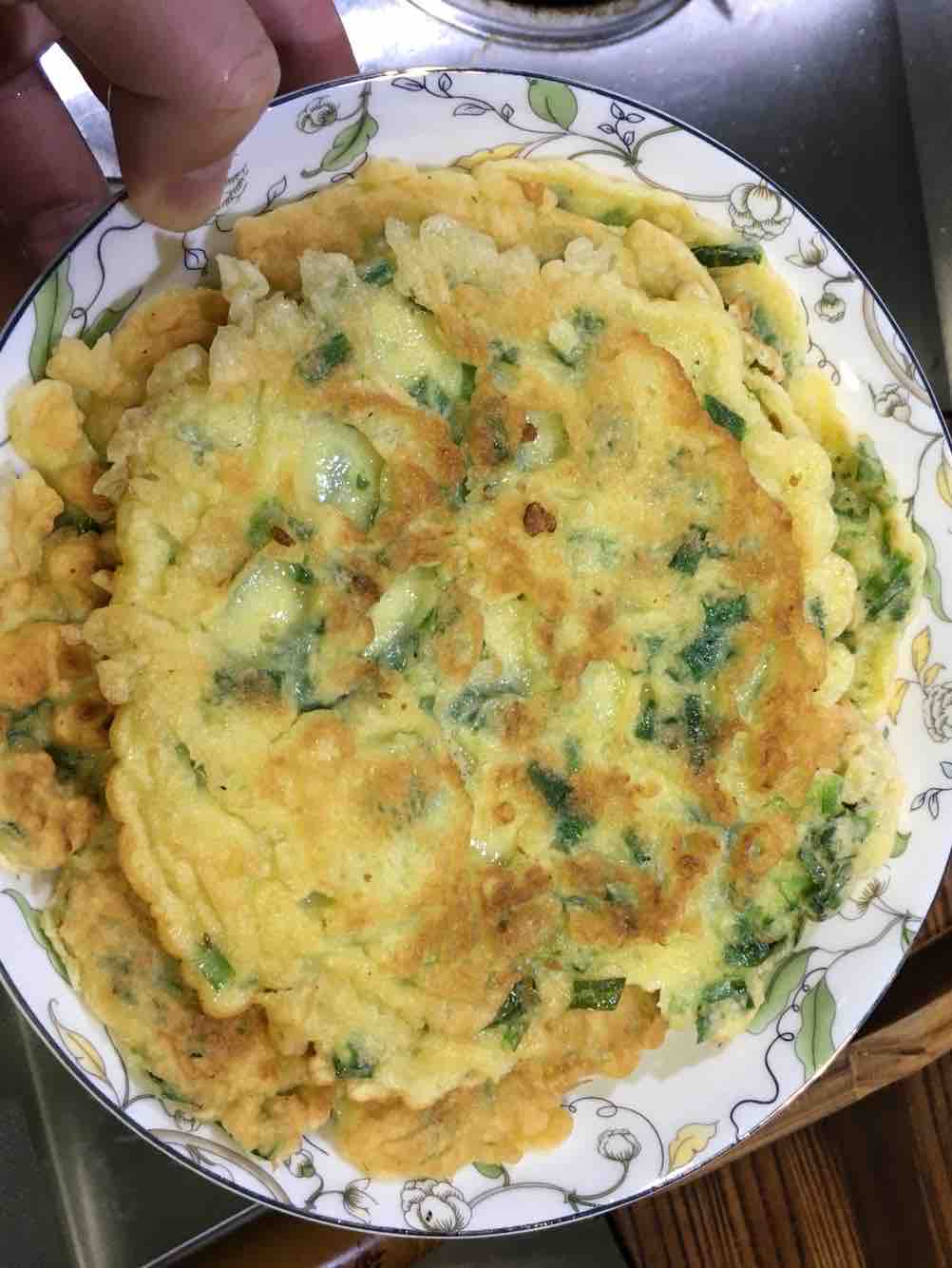 韭菜雞蛋餅的做法-咸鮮味煎菜譜