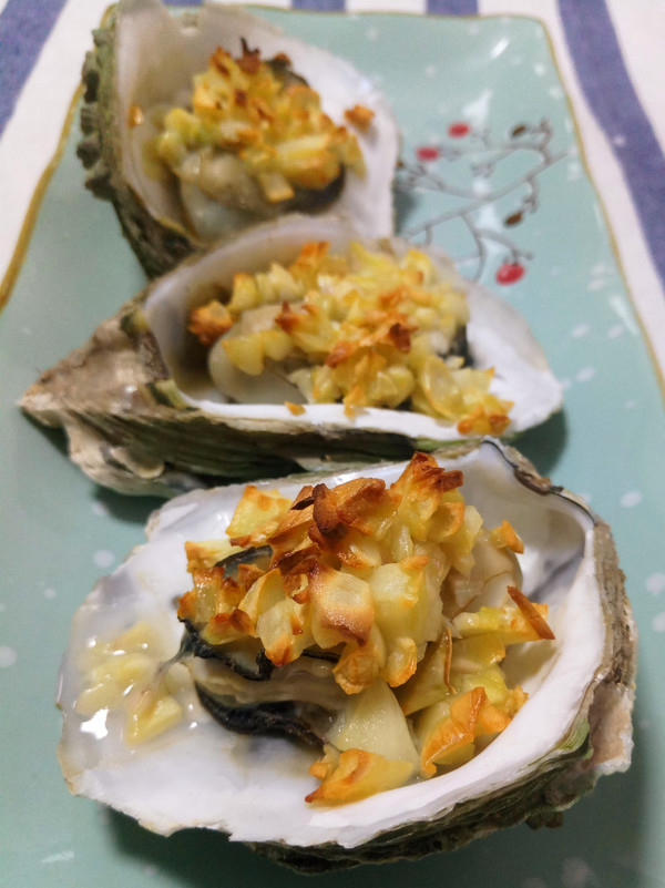 蒜蓉烤生蠔的做法-咸鮮味烤菜譜-易網(wǎng)健康養(yǎng)生網(wǎng) 蒜蓉烤生蠔的做法-咸鮮味烤菜譜