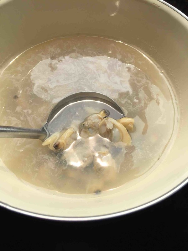 冬蔭功炒米粉的做法-咸鮮味炒菜譜-易網健康養生網 冬蔭功炒米粉的做法-咸鮮味炒菜譜